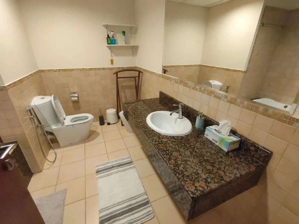 Lunar Cozy Hostel - Jbr Dubai
