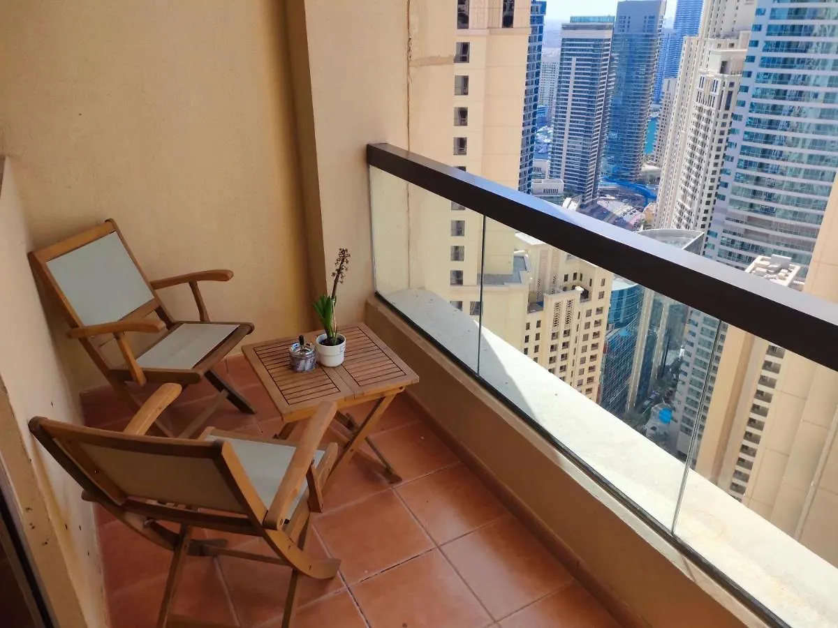 Lunar Cozy Hostel - Jbr Dubai Apartment