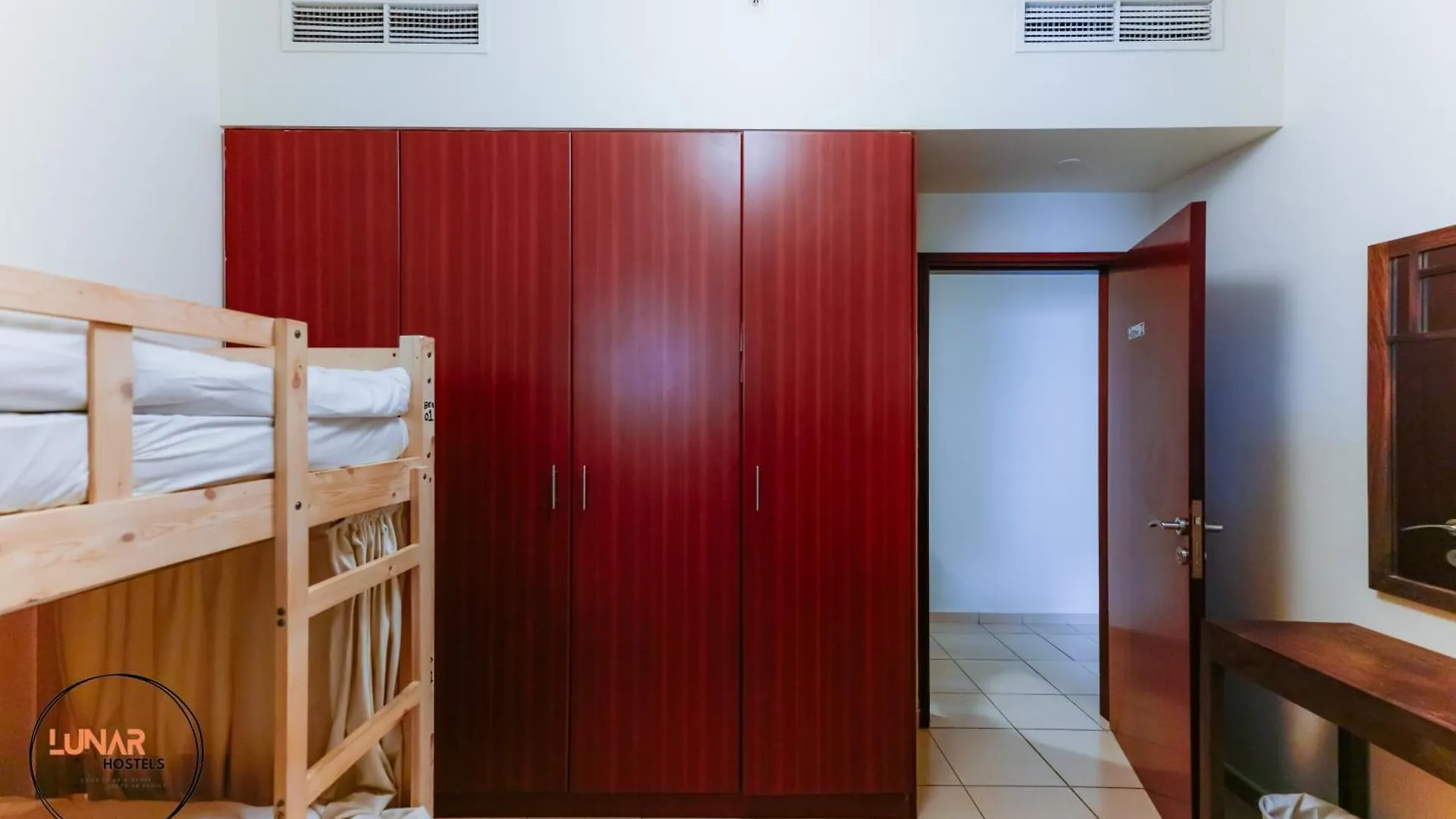 Lunar Cozy Hostel - Jbr Dubai 0*,  United Arab Emirates