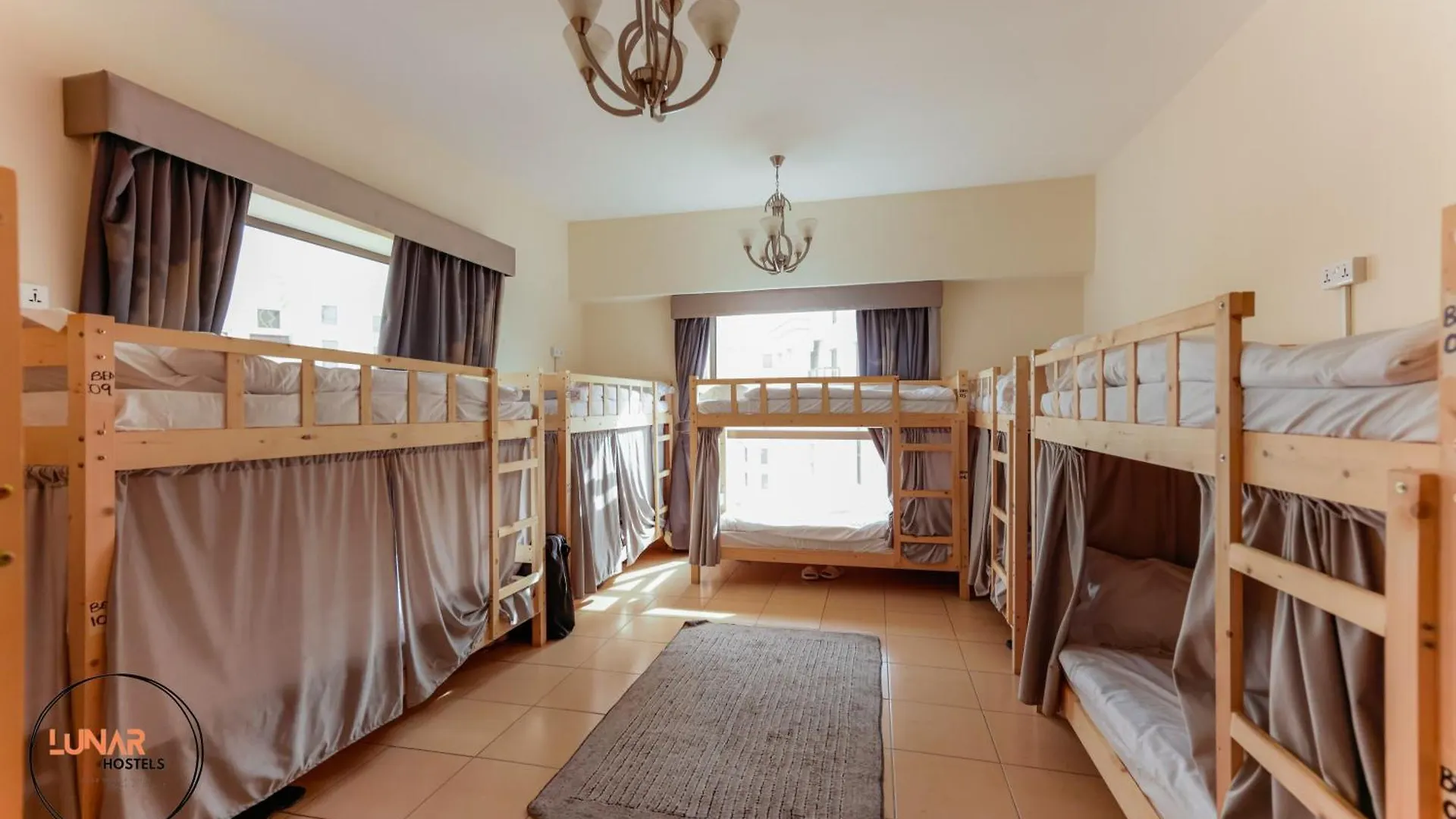 Apartment Lunar Cozy Hostel - Jbr Dubai