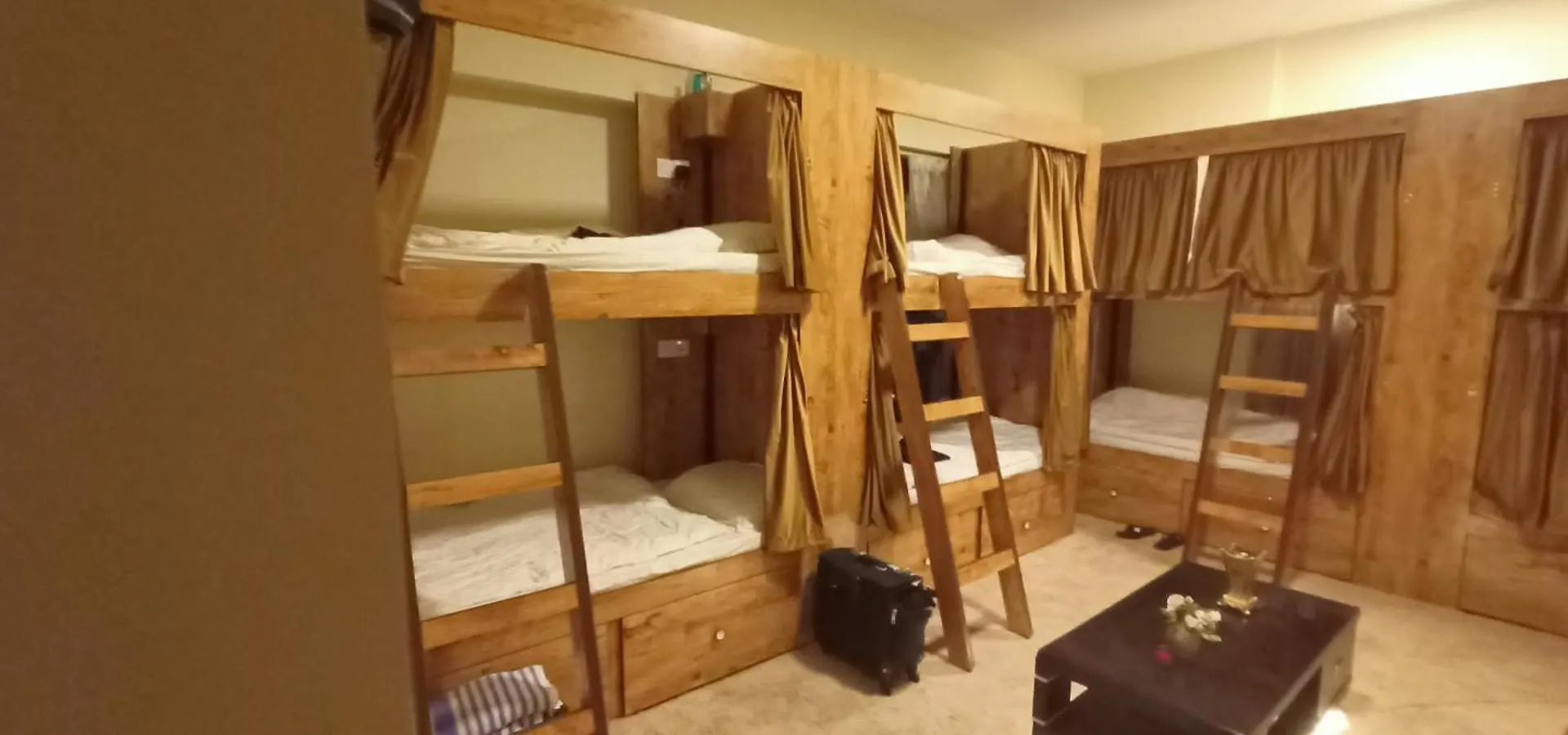 Apartment Lunar Cozy Hostel - Jbr Dubai